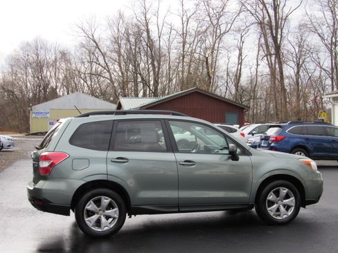 Used 2015 Subaru Forester 2.5i Premium image 11