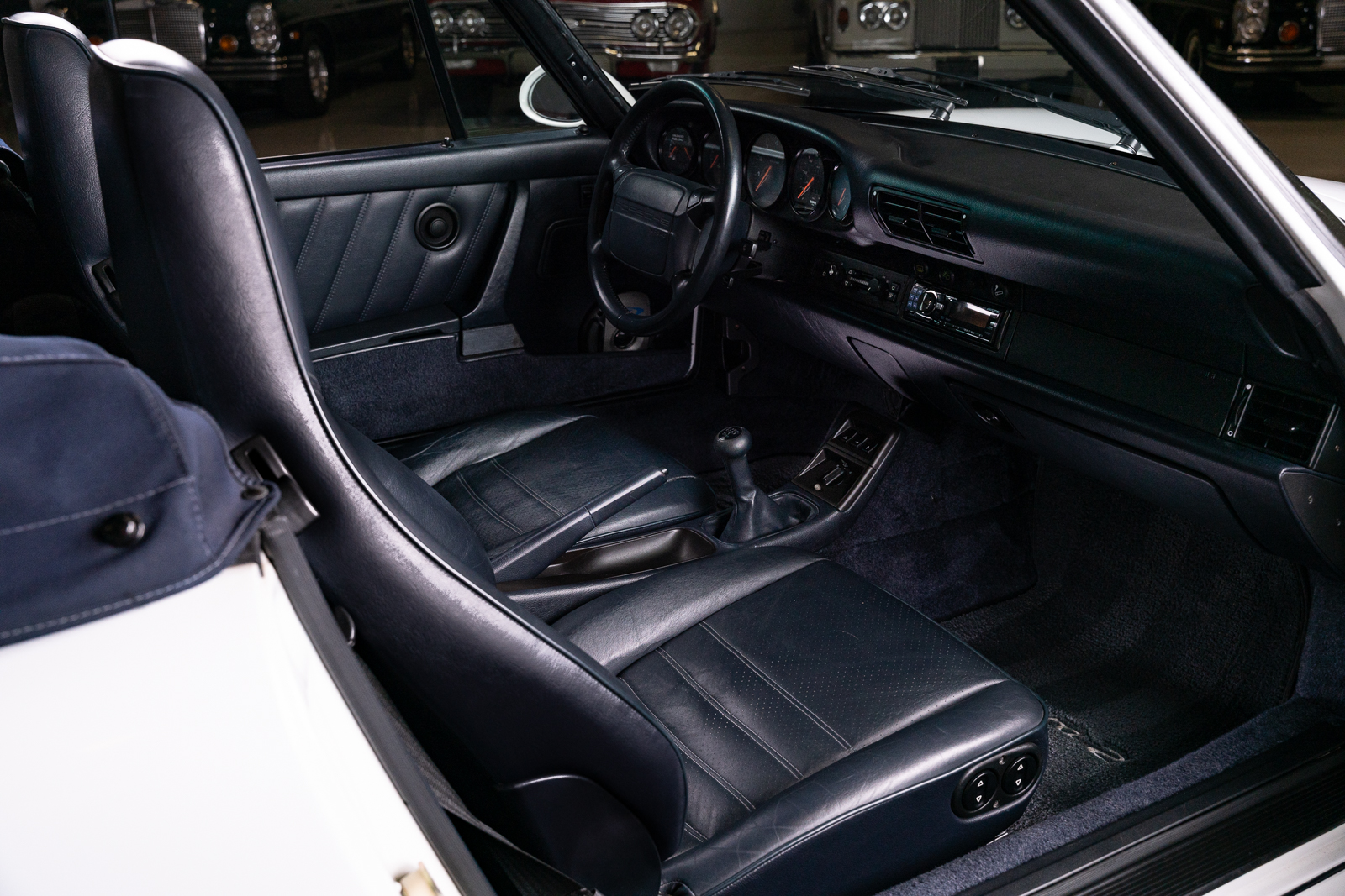 Used 1993 Porsche 911 Carrera Cabriolet RWD image 66