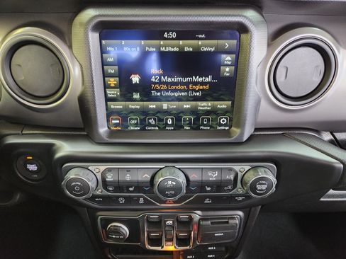 Used 2021 Jeep Gladiator Sport AWD/4WD image 21