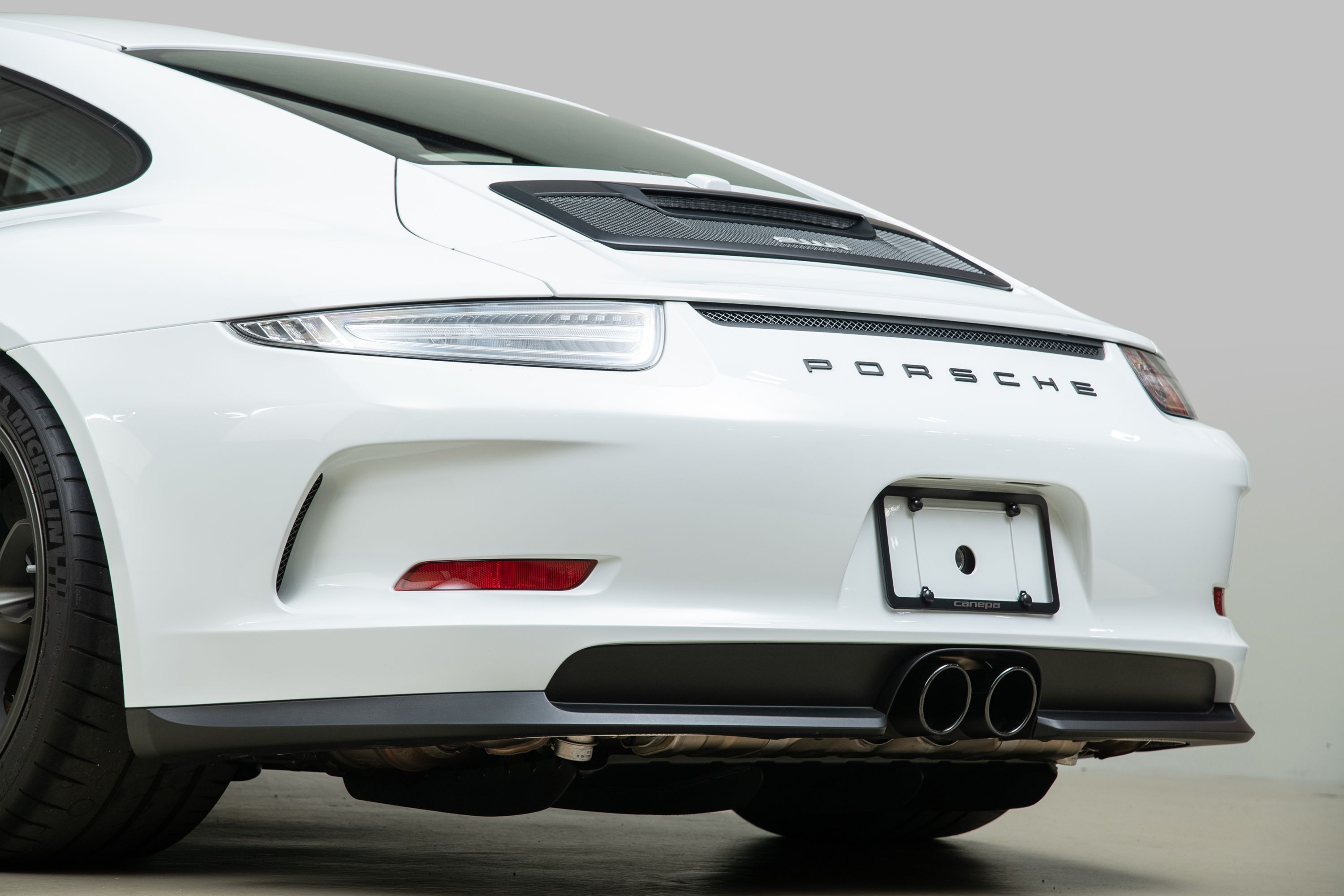 Used 2016 Porsche 911 R RWD image 55