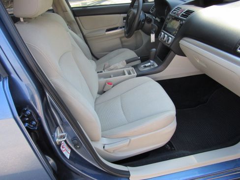 Used 2015 Subaru XV Crosstrek 2.0i Premium image 18