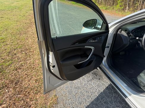 Used 2016 Buick Regal Premium image 49