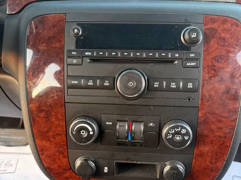 Used 2012 Chevrolet Tahoe LS image 19