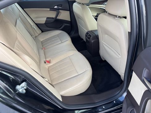 Used 2011 Buick Regal CXL image 14