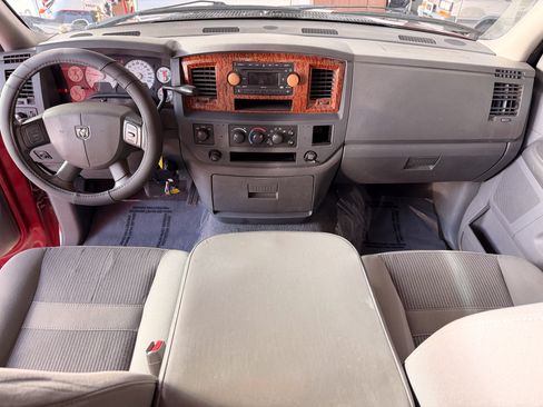 Used 2006 Dodge Ram 2500 Truck SLT image 8