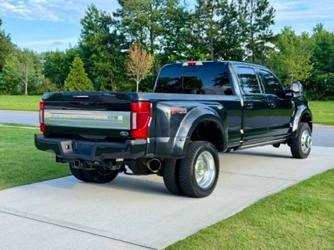 Used 2021 Ford F450 4x4 Crew Cab Platinum image 4