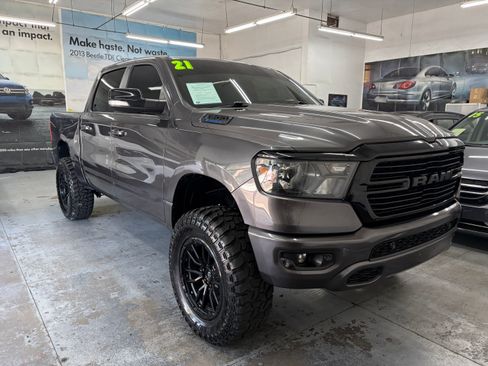 Used 2021 RAM 1500 2WD Crew Cab Big Horn image 11