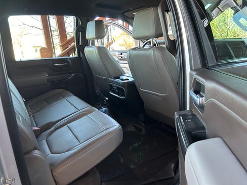 Used 2020 Chevrolet Silverado 3500 LTZ image 15