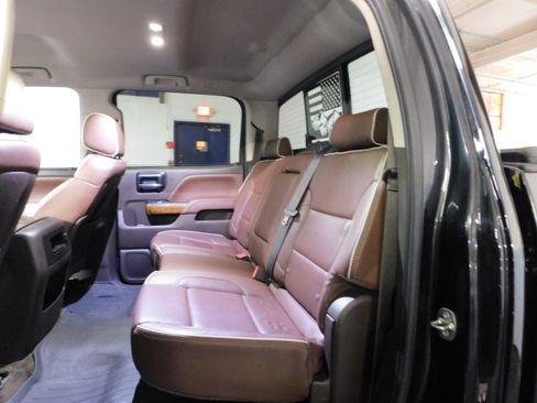 Used 2014 Chevrolet Silverado 1500 High Country image 13