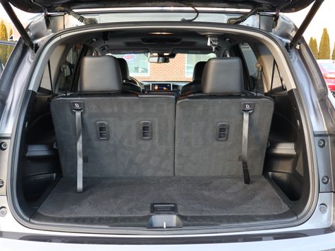 Used 2016 Honda Pilot Touring image 18