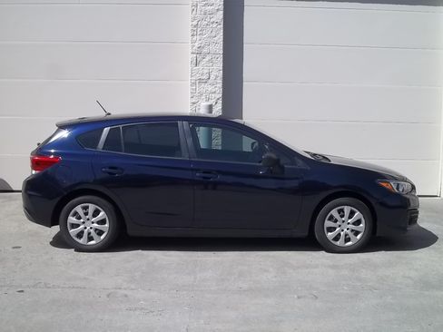 Used 2020 Subaru Impreza 2.0i image 9