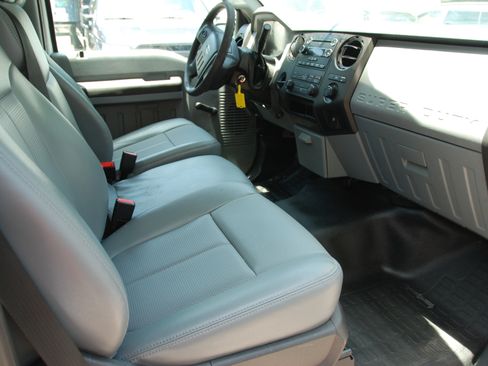 Used 2016 Ford F250 image 17