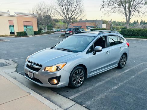 Used 2013 Subaru Impreza 2.0i Sport Premium image 3