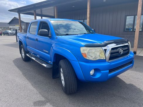 Used 2007 Toyota Tacoma AWD/4WD image 8
