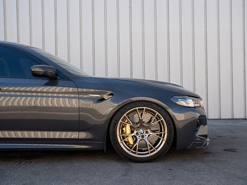 Used 2022 BMW M5 CS image 10