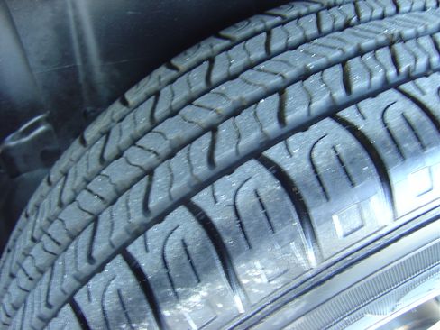 Used 2016 Jeep Compass Latitude image 11