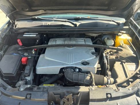 Used 2007 Cadillac SRX Luxury image 8