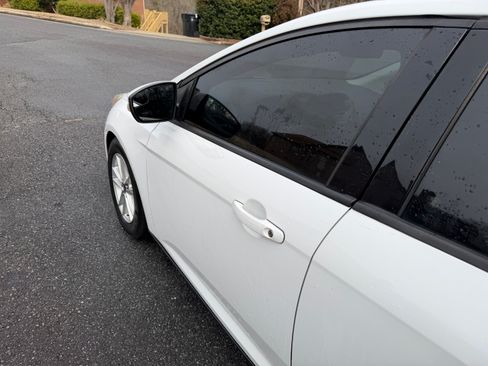 Used 2015 Ford Focus SE image 26