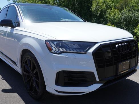 Used 2020 Audi Q7 3.0T Prestige AWD/4WD image 11