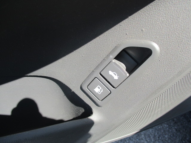Used 2010 Hyundai Sonata GLS FWD image 15
