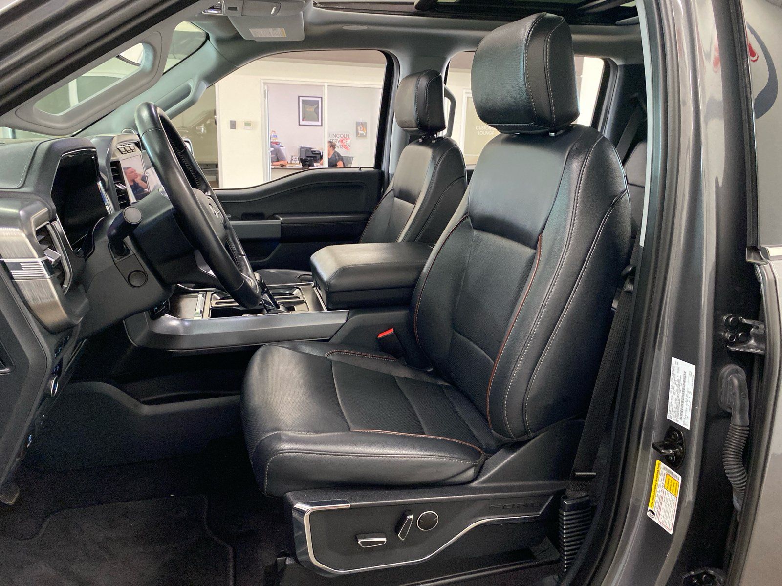 Certified 2023 Ford F150 Lariat AWD/4WD image 16
