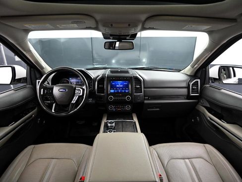 Used 2020 Ford Expedition Limited image 17