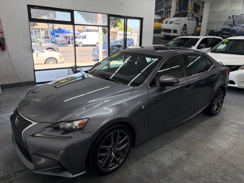 Used 2016 Lexus IS 200t F Sport RWD image 1