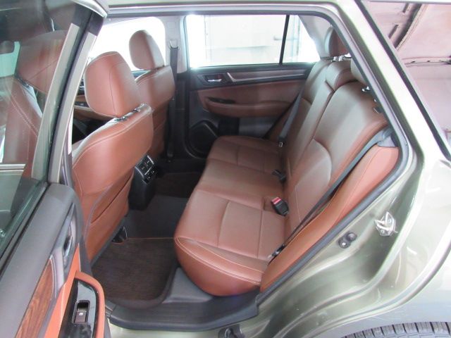 Used 2017 Subaru Outback 2.5i Touring AWD/4WD image 16