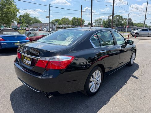 Used 2013 Honda Accord EX Sedan image 27