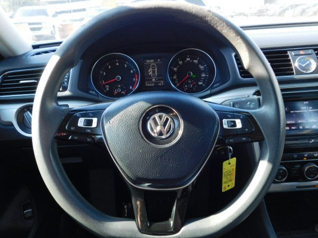 Used 2017 Volkswagen Passat 1.8T S FWD image 14