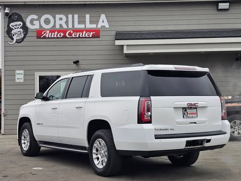 Used 2016 GMC Yukon XL SLT image 5