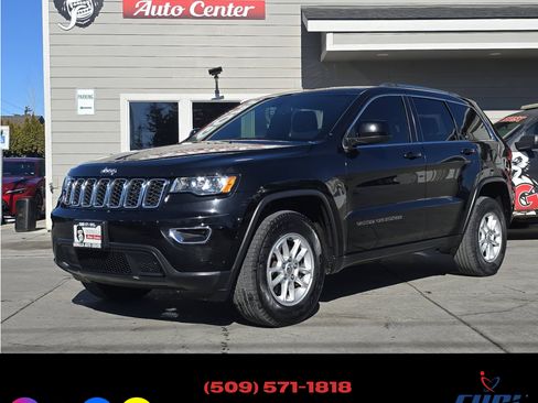Used 2020 Jeep Grand Cherokee Laredo E image 3