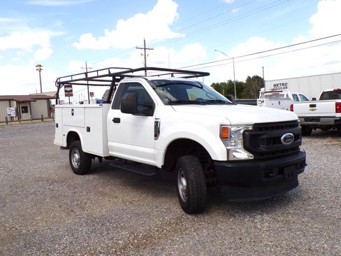Used 2021 Ford F350 XL image 3