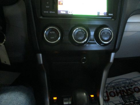 Used 2015 Subaru Forester 2.5i Limited image 41