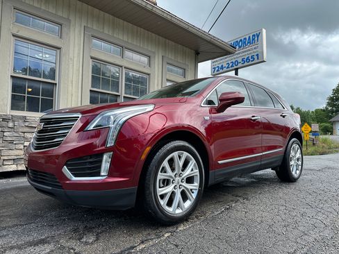 Used 2017 Cadillac XT5 Luxury image 1