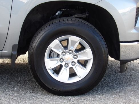 Used 2025 Chevrolet Silverado 1500 LT image 10