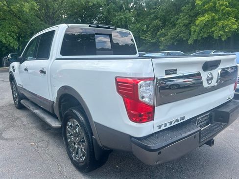 Used 2017 Nissan Titan XD 4x4 Crew Cab image 3
