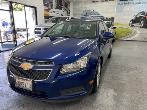 Used 2012 Chevrolet Cruze Eco image 1