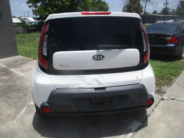 Used 2016 Kia Soul UNAVAIL FWD image 3