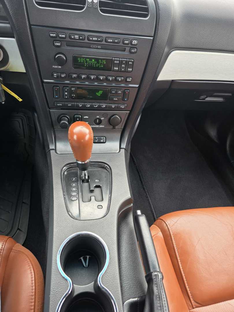 Used 2003 Ford Thunderbird UNAVAIL RWD image 16