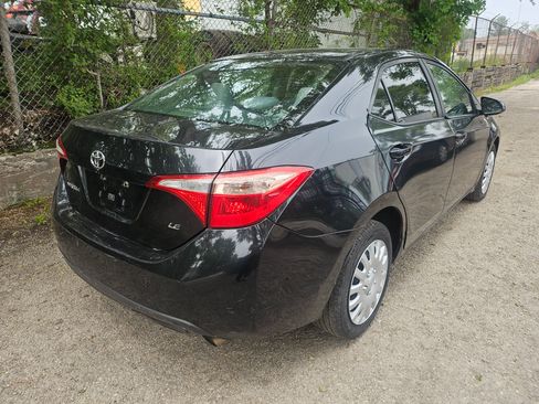 Used 2015 Toyota Corolla LE image 3