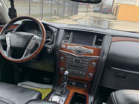 Used 2015 INFINITI QX80 Luxe image 13