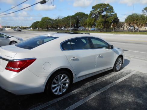 Used 2015 Buick LaCrosse Leather FWD image 6