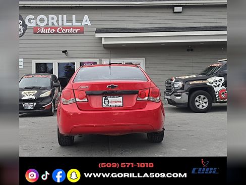 Used 2014 Chevrolet Cruze LS image 6