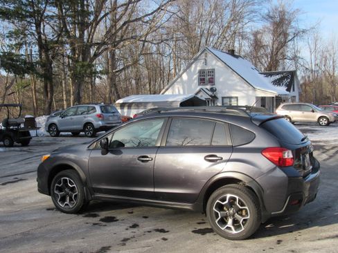 Used 2013 Subaru XV Crosstrek 2.0i Premium image 6