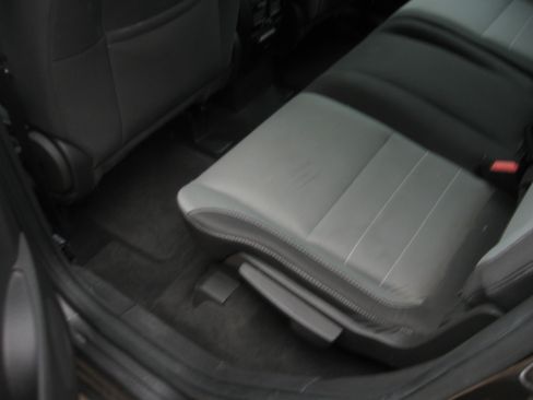 Used 2015 Ford C-MAX SE FWD image 7