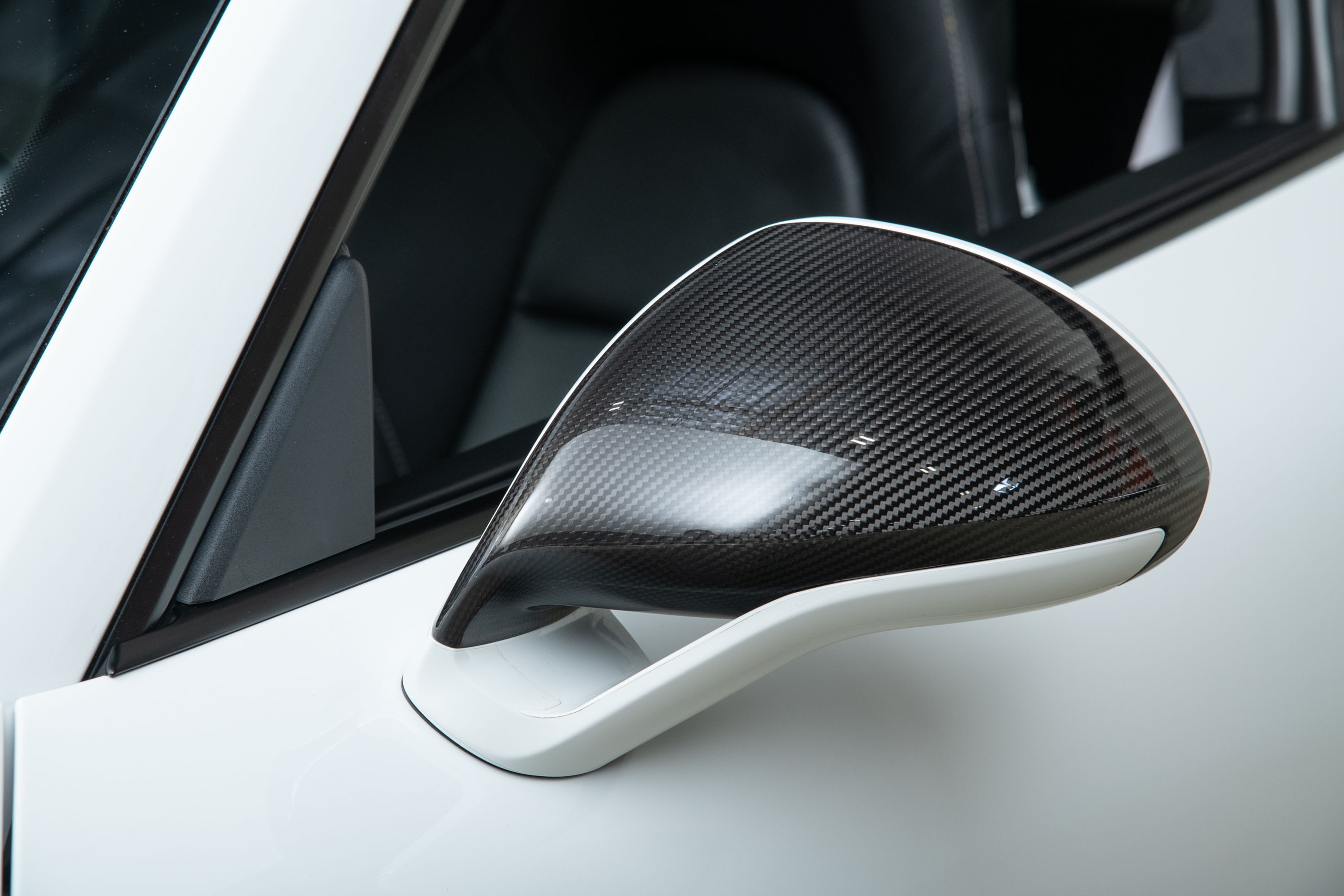 Used 2016 Porsche 911 R RWD image 50