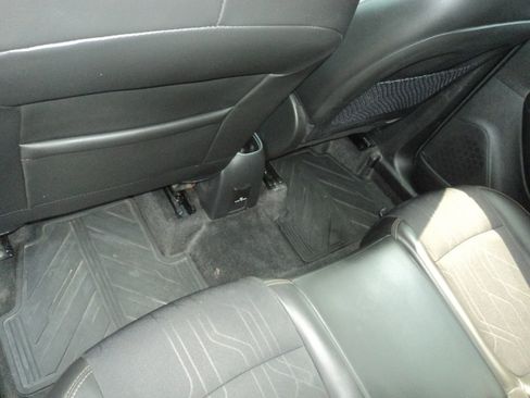 Used 2019 Chevrolet Trax LT image 10