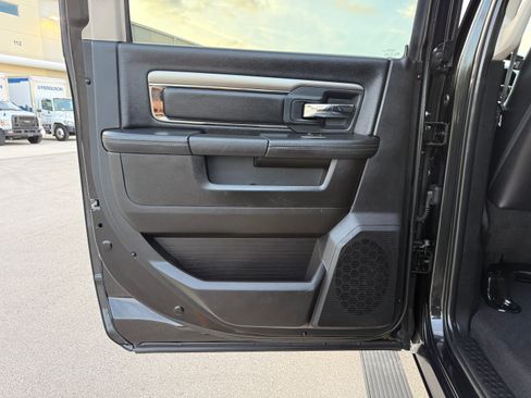 Used 2018 RAM 2500 4x4 Mega Cab Big Horn image 95