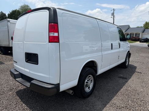 Used 2021 Chevrolet Express 2500 UNAVAIL RWD image 5